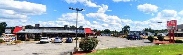 Big Boy Restaurants (Elias Brothers, Elias Bros) - Brooklyn - 329 S Main St (newer photo)